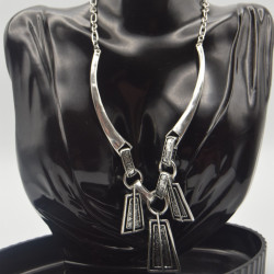 Collier Vintage IKita