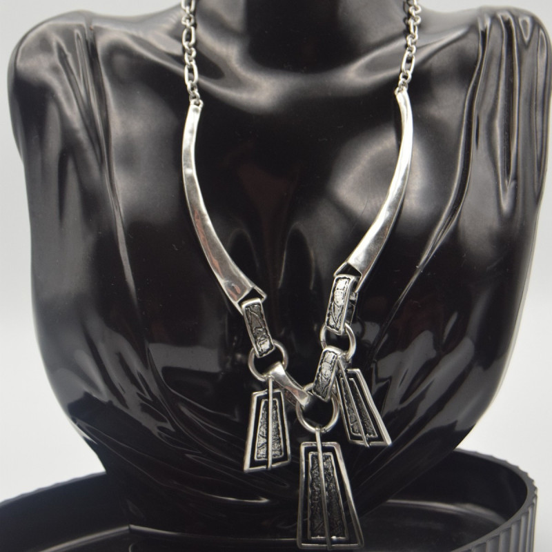 Collier Vintage IKita
