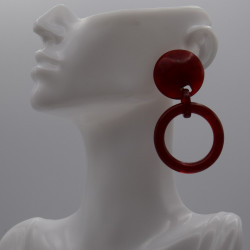Boucle ronde rouge
