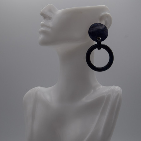 Boucle ronde bleu